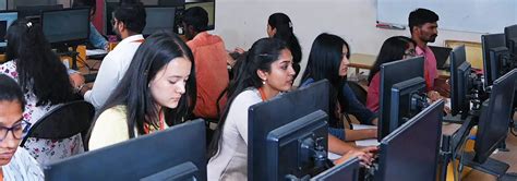 Computer Science Program 的图像结果