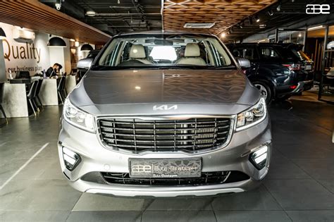 Pre Owned KIA CARNIVAL D2 PRESTIGE AT