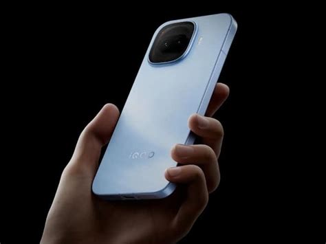 iQOO Z11 Turbo Debuts With 144Hz Display, 200MP Camera, And 7,600mAh ...