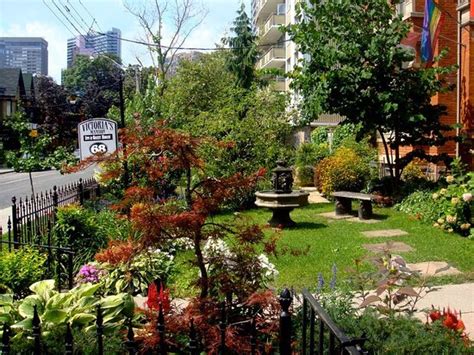 VICTORIA'S MANSION GUEST HOUSE (Toronto) - Inn Reviews, Photos, Rate ...