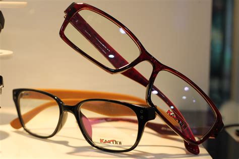 如何分辨购买的眼镜是否防蓝光眼镜？_搜狗指南