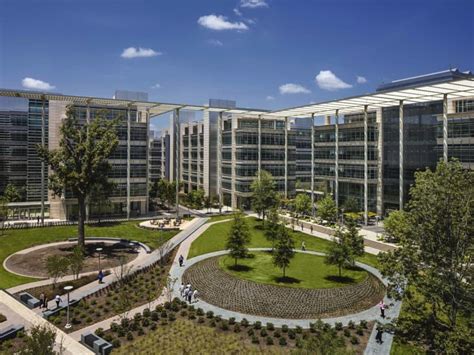 Oil giant ExxonMobil announces nearly 2,000 Houston-area layoffs - CultureMap Houston