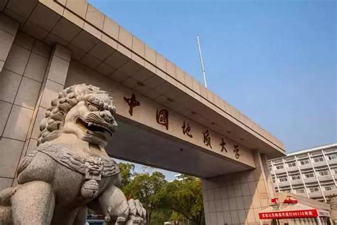 河南一所大学“很奇怪”，建校时校名是大学，升格后却改成学院了_洛阳市