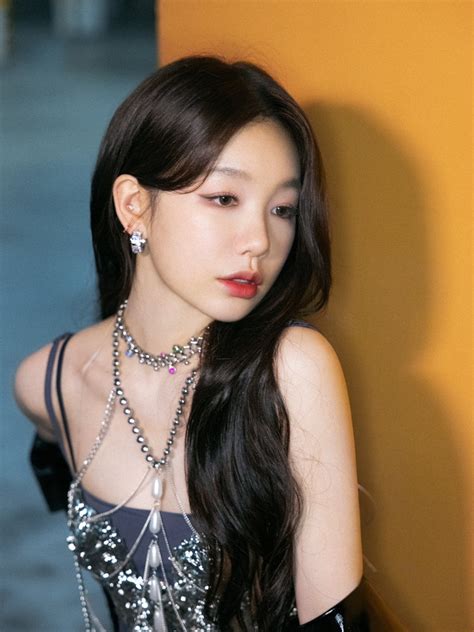 Water Mirror Resin Mermaid Corset Bra Top Cosplay Costume Patent-Prote