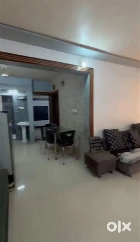 Furnished 2 BHK Flat On Rent Nr Raj Corner Mall Pal Adajan Surat - For ...