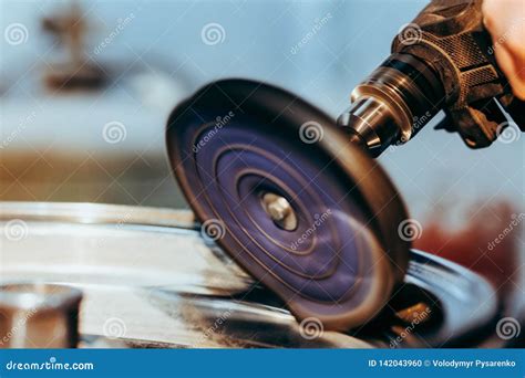 Alloy Car Wheels Polishing Process. Aluminium Rims Restoring Stock Photo - Image of machine ...