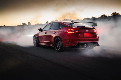 Confirmed: The 2023 Honda Civic Type R is getting 315 hp | Driving