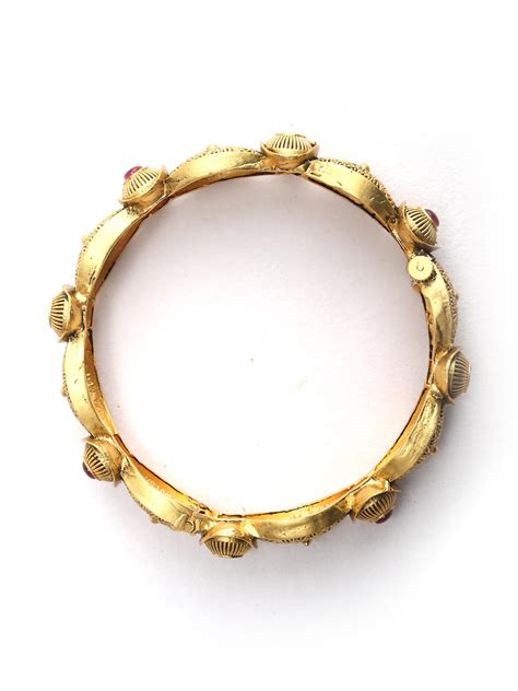 Artificial Stones Gold Plated Set of 2 Bangle Set – Priyaasi