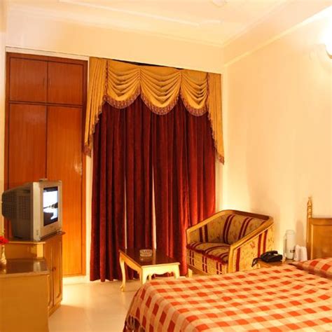 Windsmoor Hotel Chandigarh, Rooms, Rates, Photos, Reviews, Deals ...
