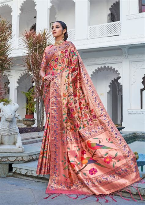 Buy Designer Paithani Sarees | Sunasa