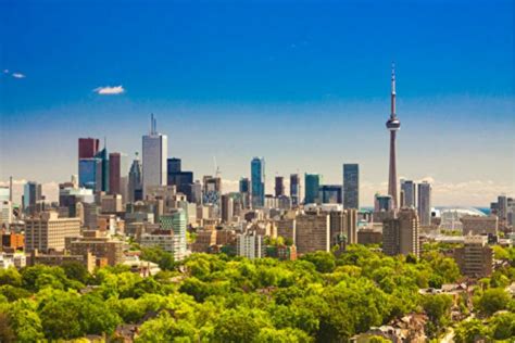 全球最宜居城市排行榜 加拿大3城市进入前十 – 加拿大多伦多新飞扬留学