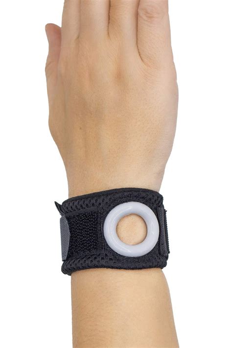 Buy Bullseye Brace® Wrist Band – Wrist Brace for Ulnar Sided Wrist Pain ...