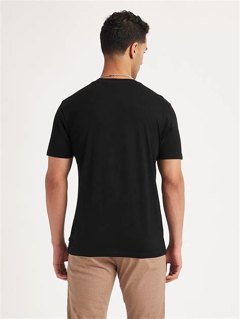 Men's Redloop Textured Slim Fit T-Shirt – Levis India Store