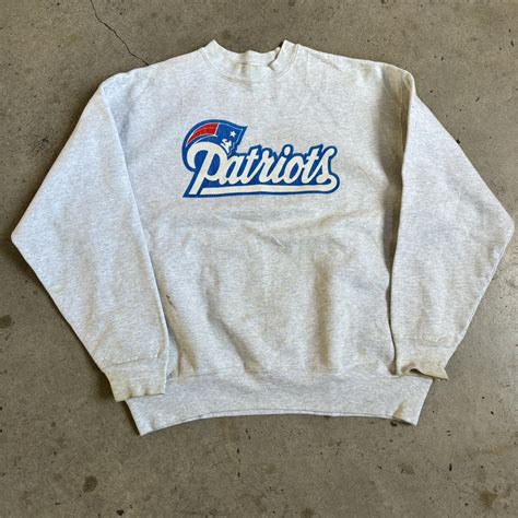 90’s Vintage Patriots Crewneck Sweatshirt, Size Xl,... - Depop