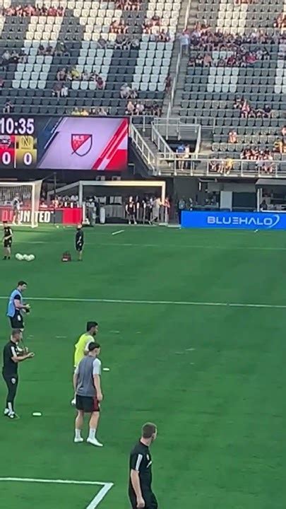 Dc united vs Nashville - YouTube