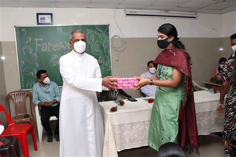 Course Completion Ceremony of 2018-20 batch (DIDT) - Lisie College Of ...