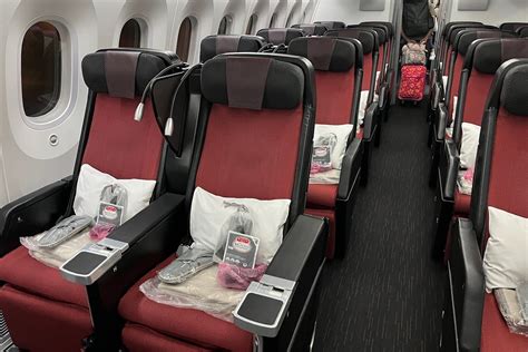 Cathay Pacific Business Class 的图像结果