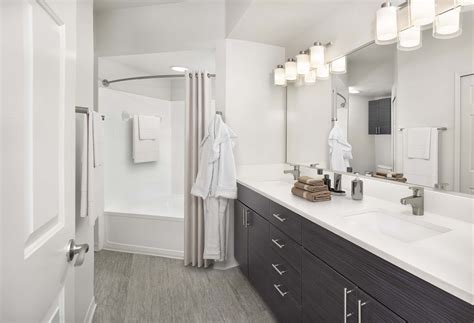 Camden Lee Vista Apartments in Orlando: Discover the Charm ...