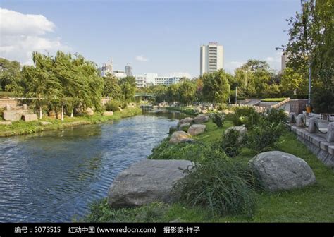 青岛海泊河公园的河高清图片下载_红动中国