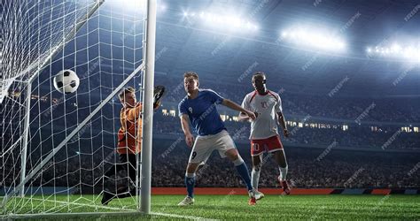 Football Game 的图像结果