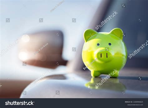 7,012 Seller Saving Money Images, Stock Photos, 3D objects, & Vectors ...