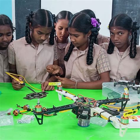 Empower Young Minds with STEM Workshops, STEM Labs & ATAL Labs