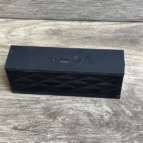 Jawbone Speaker Updates Big Jambox Review | The Verge