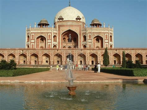 Mughal Art And Architecture During Akbar