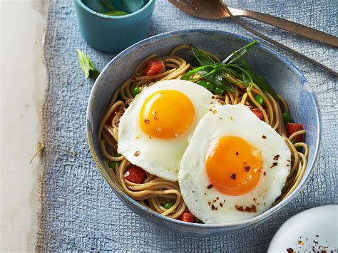Fried Noodles With Egg