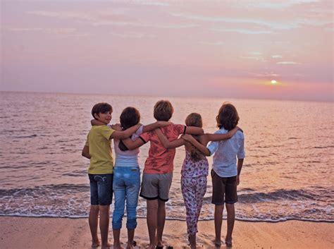 Kids Clothes: Buy Boys/Girls Wear Online at Best Prices - Gini & Jony