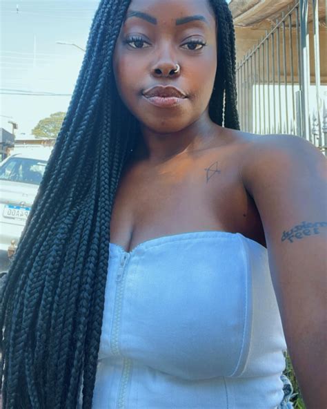 Victoria Camargo 🦋 | 🤍 | Instagram