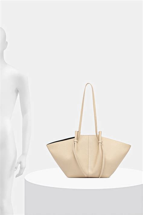 Yuzefi torebka skórzana LARGE MOCHI kolor beżowy YUZRS26-HB-LM-L066 ...