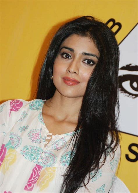 Shriya Saran Hot Photos at O2 Car Rally for Blind |Tamil Cinema News ...