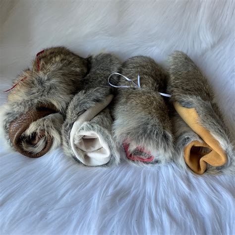Massage Using Rabbit Fur 的图像结果