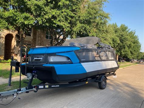 Sea Doo Pontoon Boat Rental | Jet Ski Handling | Getmyboat