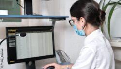 ScPoli enables multi-scale representations of cells and samples