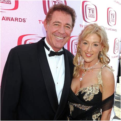 Barry Williams Net Worth & Wife - Famous People Today