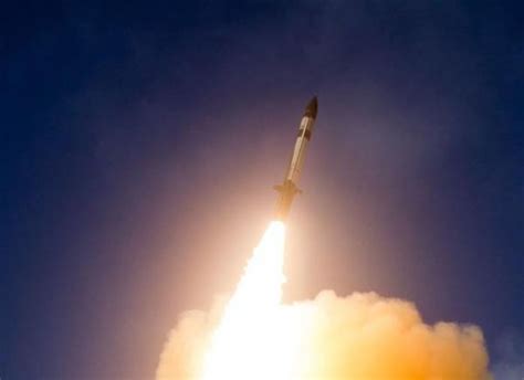 美国批准向日本出售73枚SM-3拦截导弹，价格近33亿美元