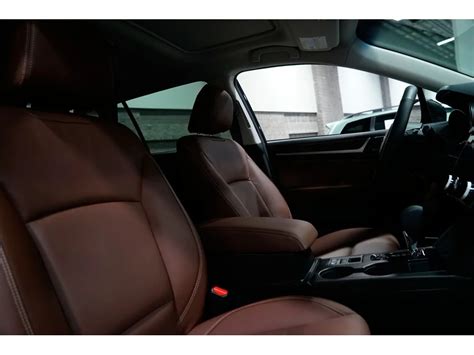 2018 Subaru Outback: 176 Interior Photos | U.S. News
