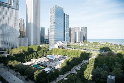 18 Most Instagrammable Places in Chicago For An EPIC Shot