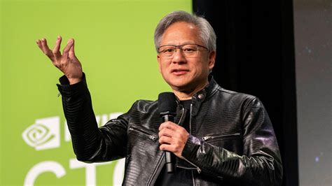 La historia de éxito de Jensen Huang, el empresario que lavó platos ...