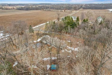 5465 Daley Rd, Waunakee, WI 53597 | Zillow Media Experts