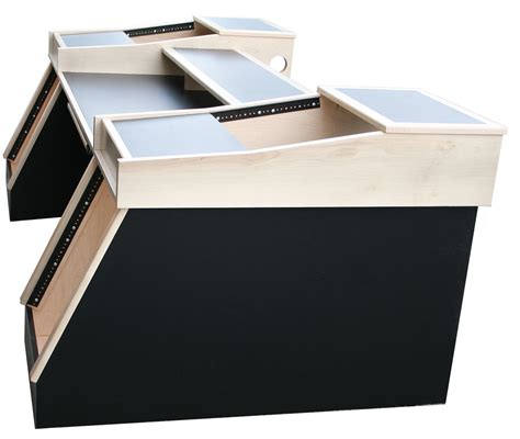 Keyboard Workstation Reviews 的图像结果