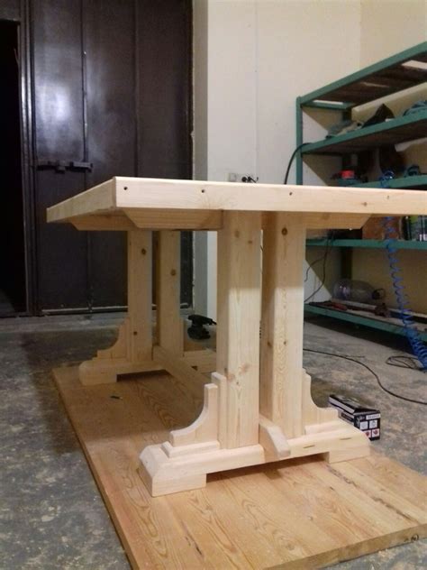 Making a Wooden Table 的图像结果