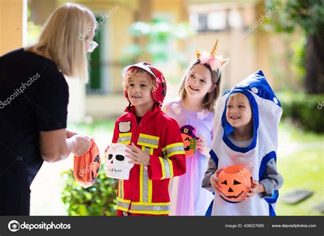 Kids Trick Treat Halloween Costume Children Colorful Dress Candy Bucket ...