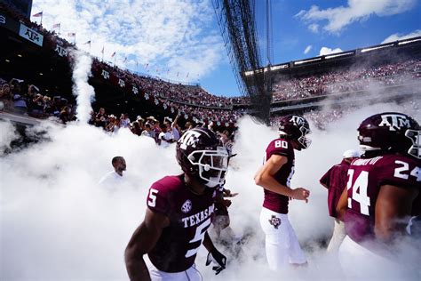 Texas A&M Aggies unveil new football team entrance - Good Bull Hunting