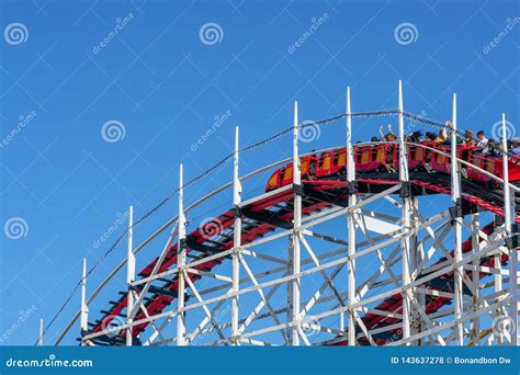 Iconic Giant Dipper Roller Coaster in Belmont Park, San Diego, USA Editorial Stock Photo - Image ...