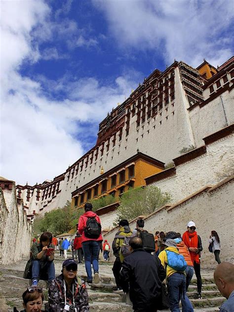 西藏布达拉宫，不仅建筑雄伟，厕所更是“世界之最”！|世界之最|布达拉宫|布宫_新浪新闻