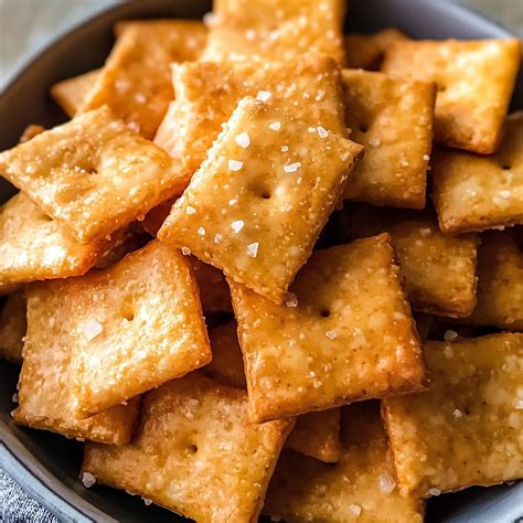 Homemade Cheez Its - Tasty&Inspired
