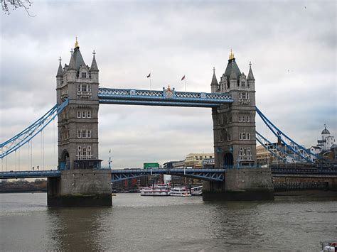 D'source Design Gallery on London in 12 Frames - | D'source Digital ...